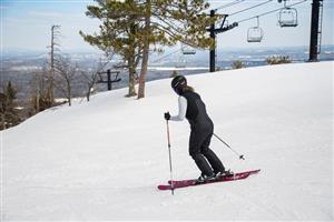 Skiing at Shawnee Peak